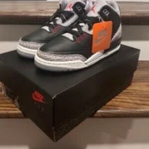 Jordan Black cement 3s